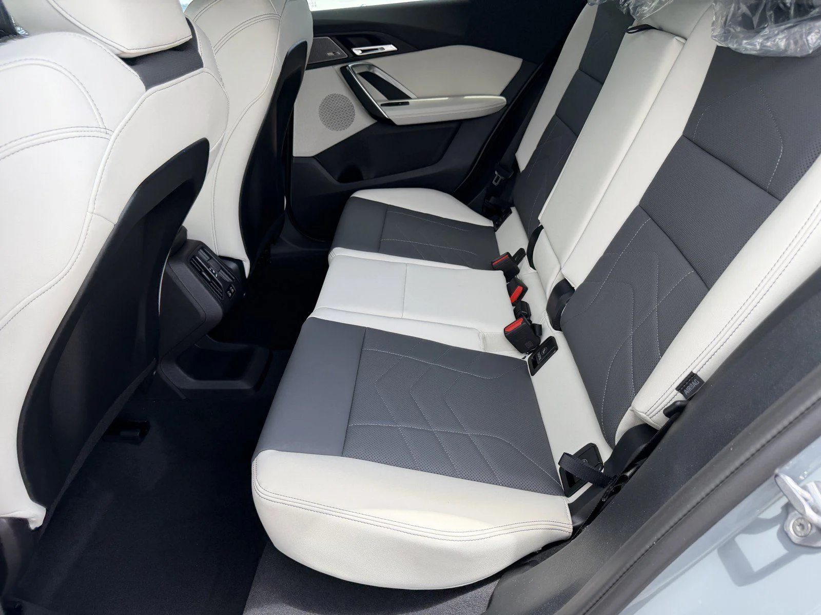 New 2026 Brooklyn Grey Metallic BMW xDrive28i image 18
