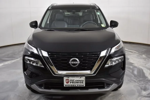 Used 2023 Black Nissan SV image 13