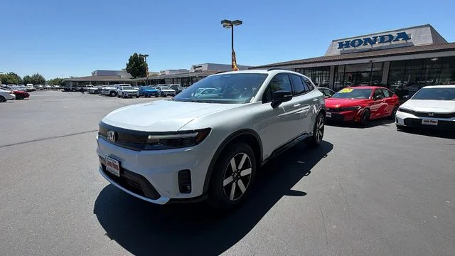 2026 Honda Prologue Touring's photo