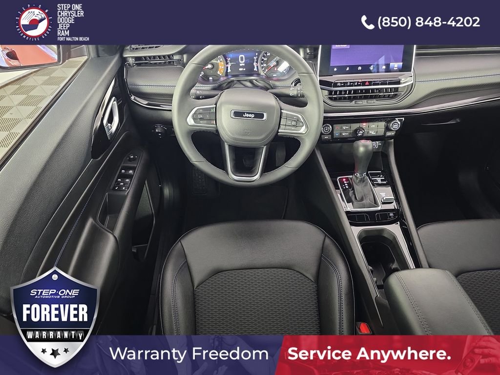 Used 2025 Red Jeep Latitude image 12