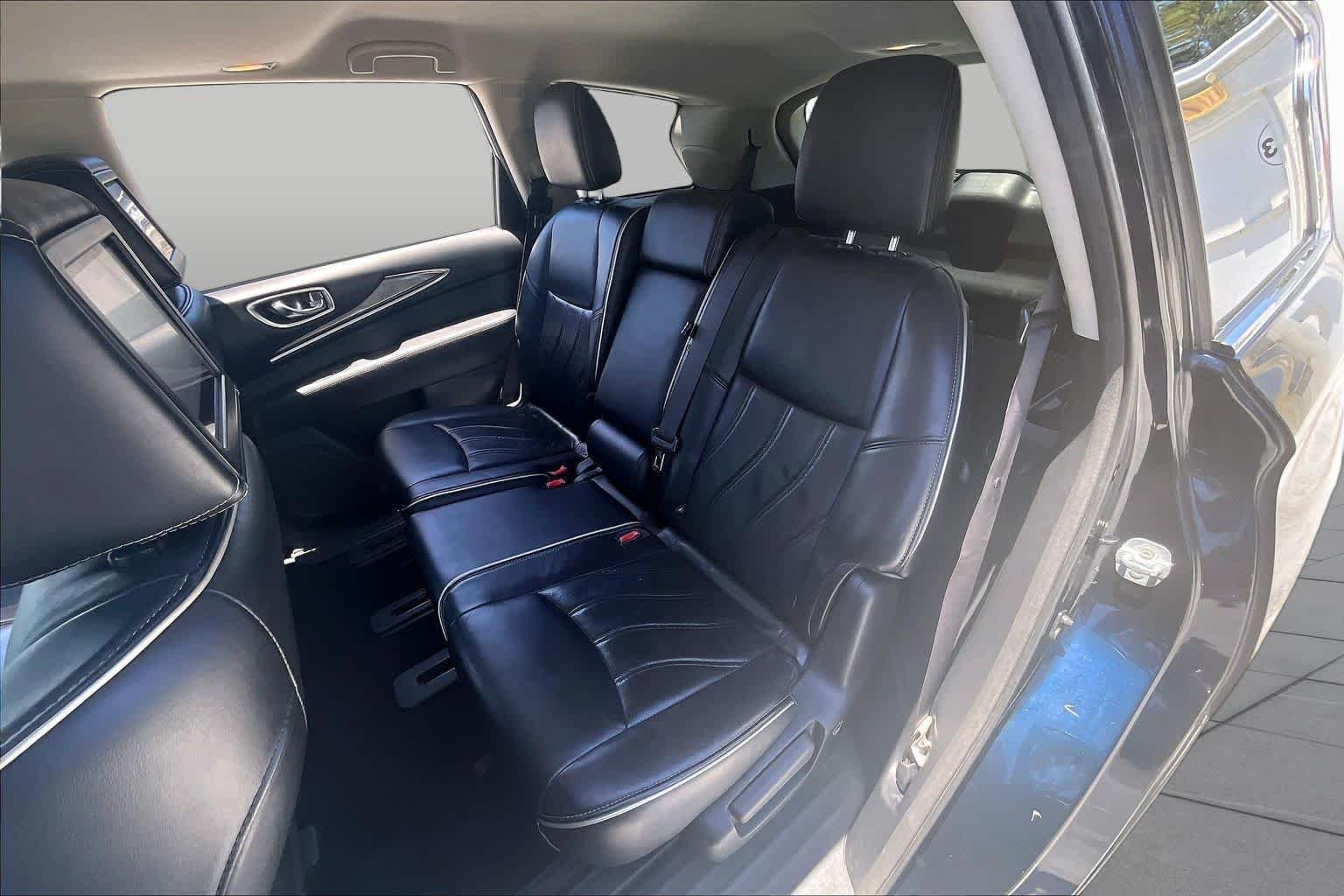 Used 2017 Hermosa Blue INFINITI  image 20