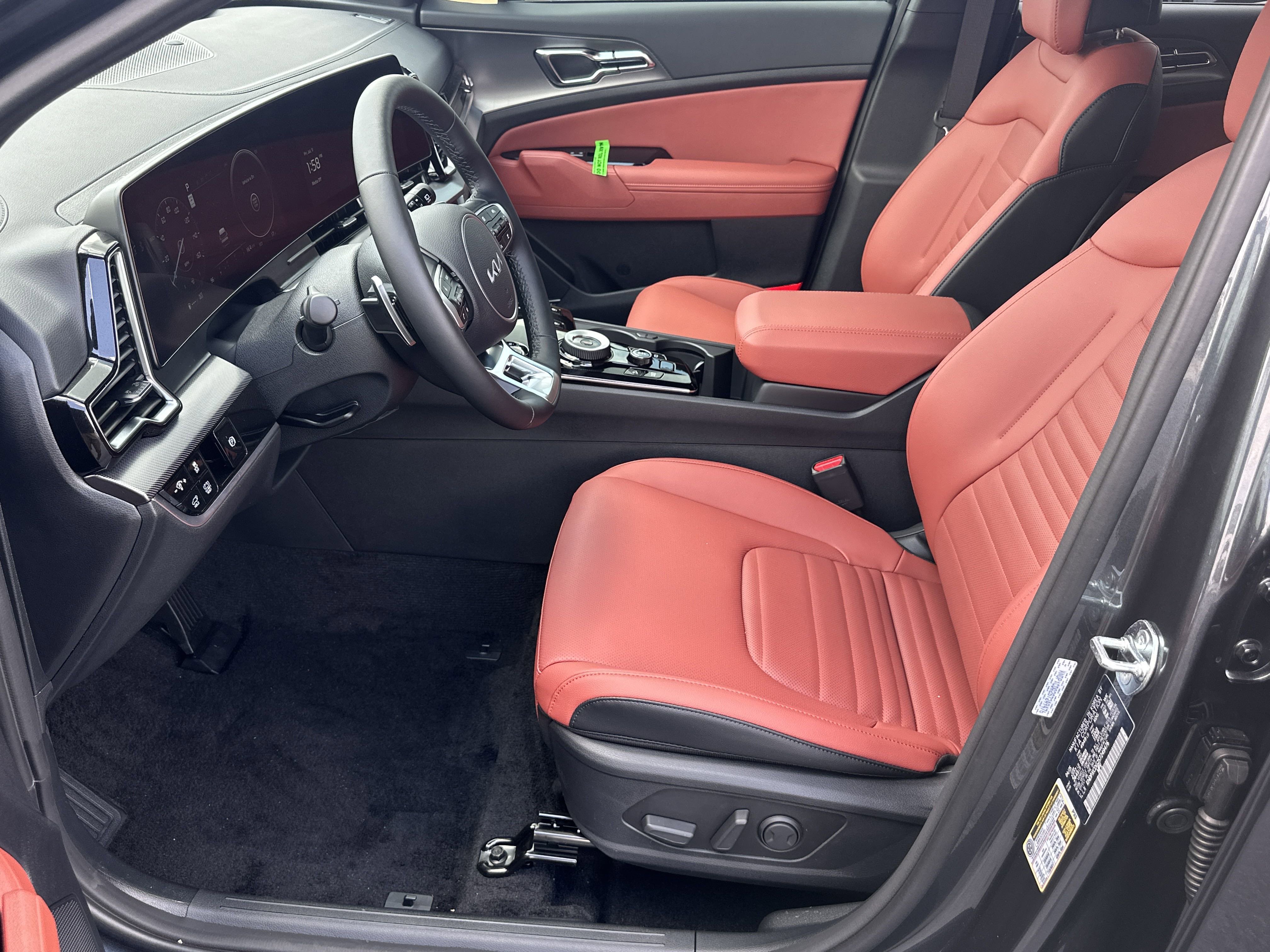 2025 Kia Sportage SX Prestige Hybrid - Photo 10