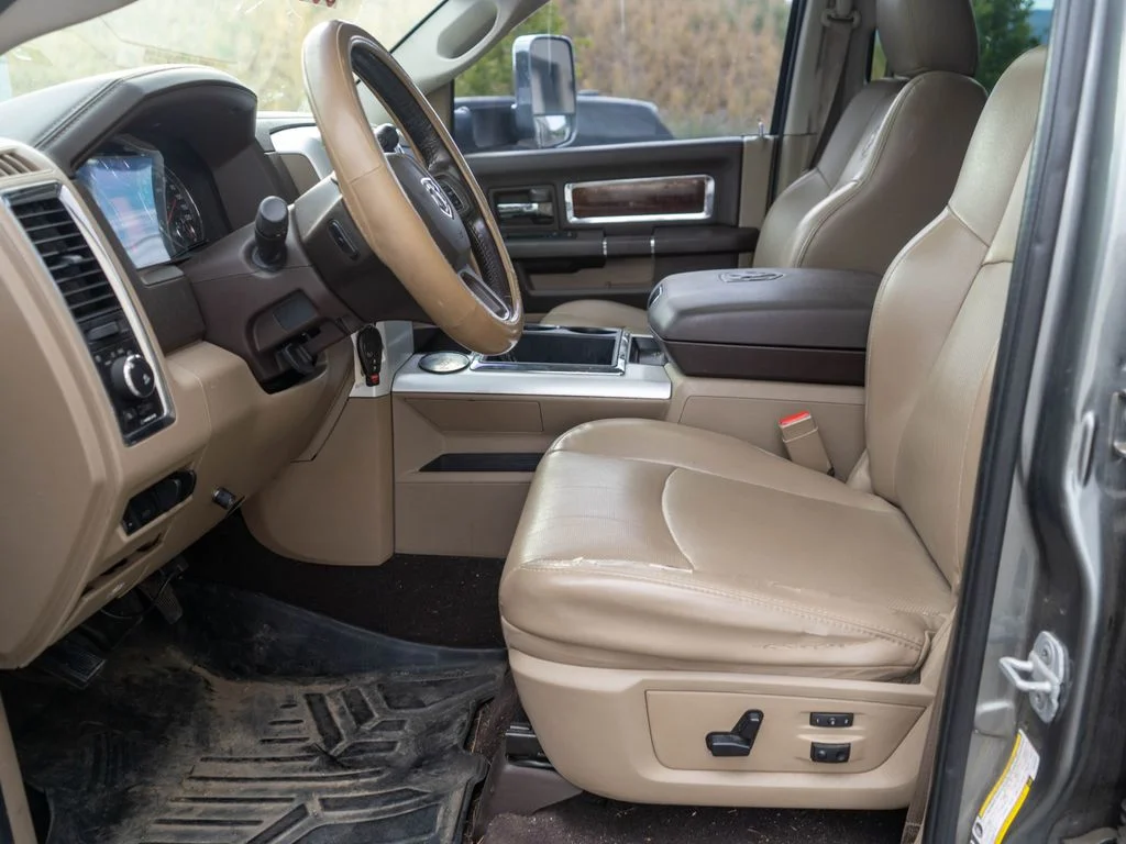 Used 2012 Gray Ram Laramie image 12