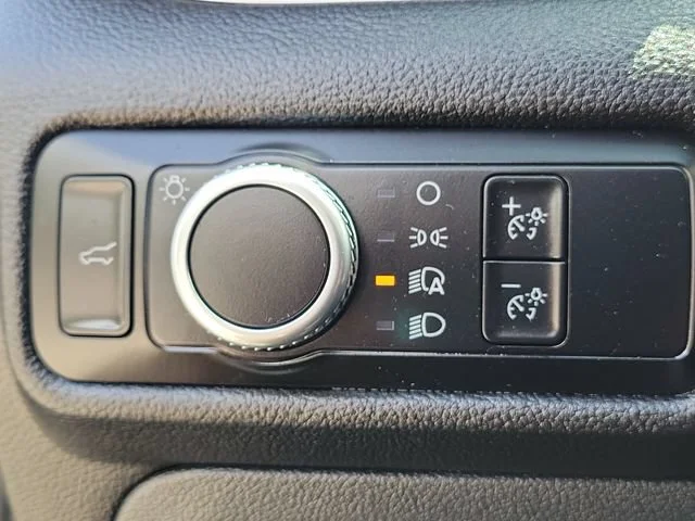 2023 Ford Explorer XLT - Photo 26