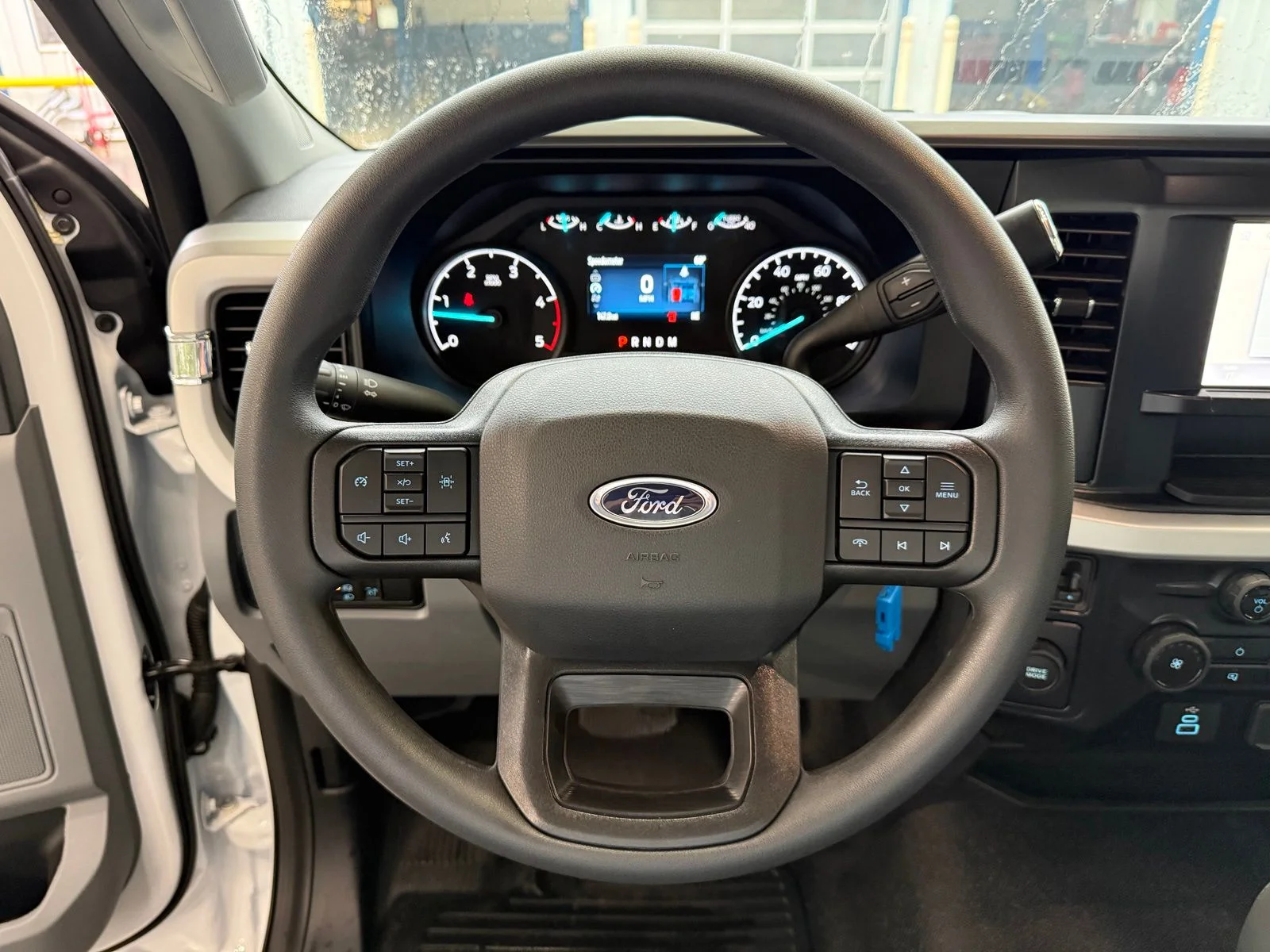 2025 Ford F-550 Super Duty Chassis Cab XL - Photo 14