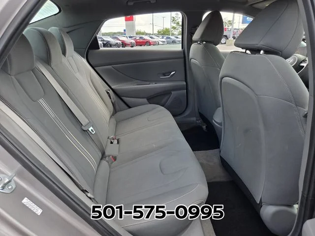 Used 2023 Silver Hyundai SEL image 15