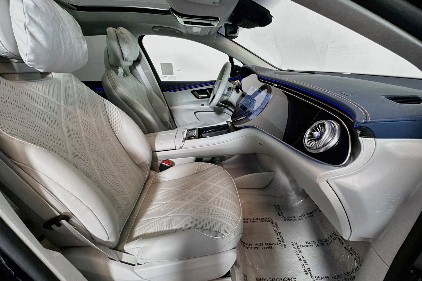 New 2026 Black Mercedes-Benz EQS 400 image 26