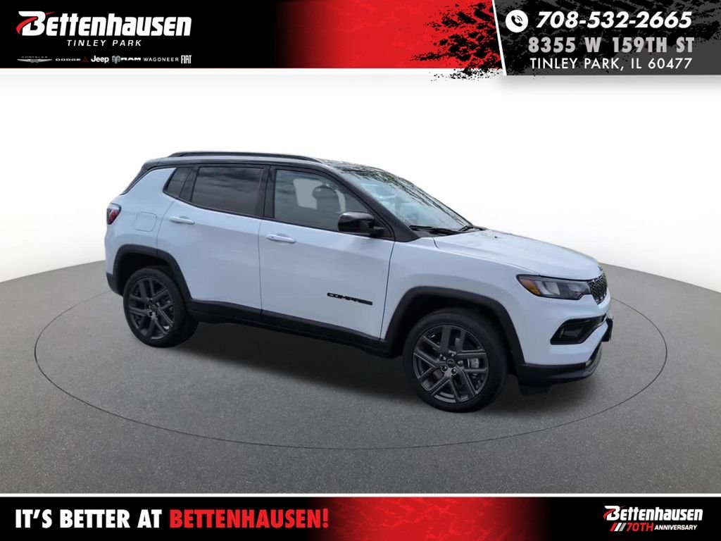 New 2026 Bright White Clear-Coat Exterior Paint Jeep Limited image 4