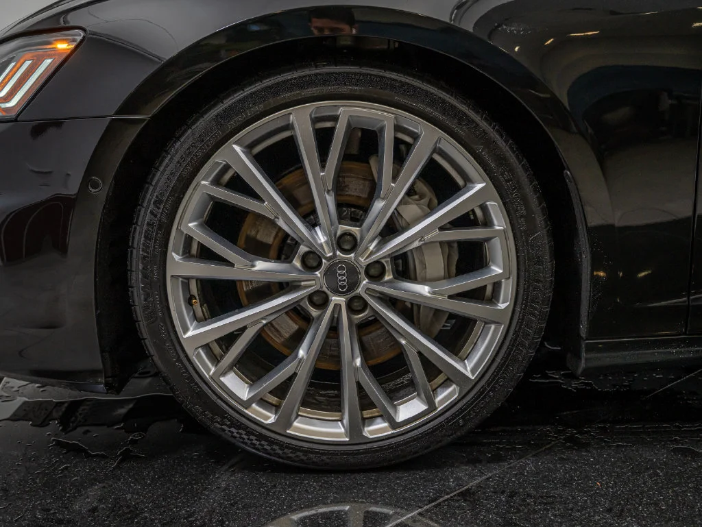 Used 2019 Brilliant Black Audi 3.0T Prestige image 13