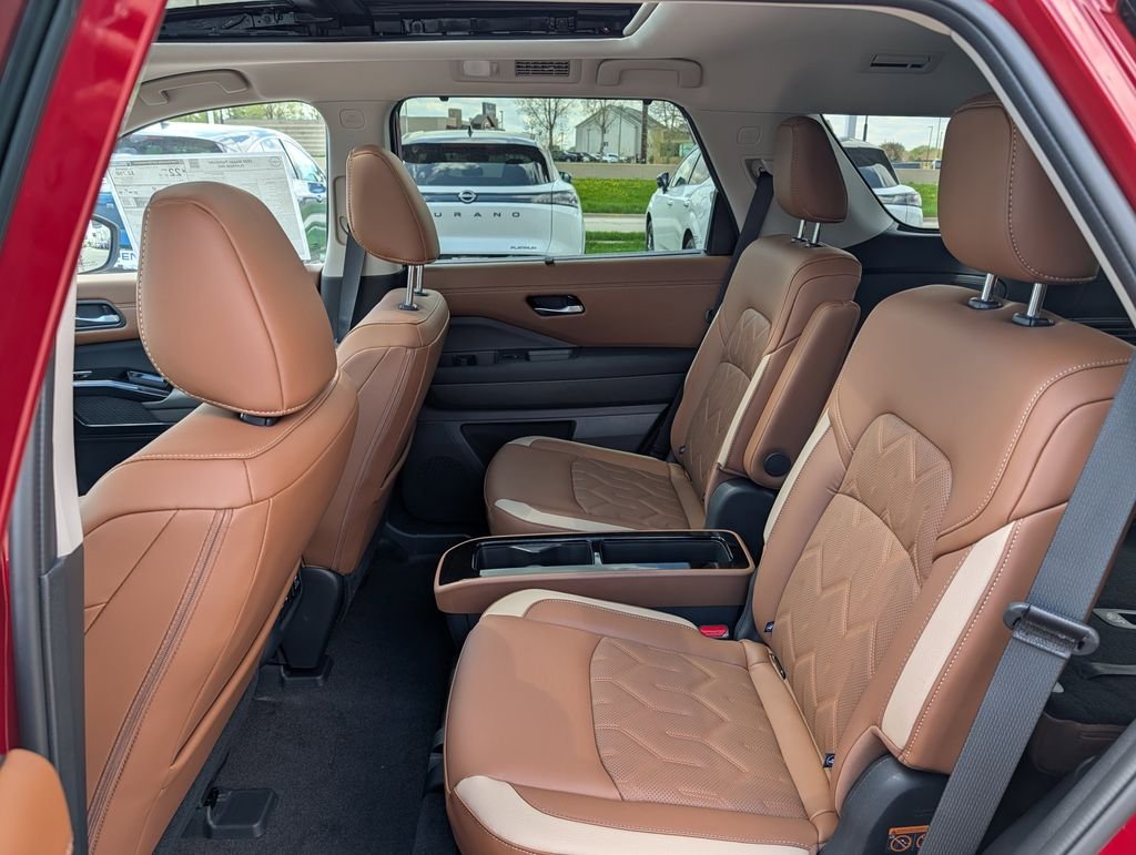 New 2026 Scarlet Ember Tintcoat Nissan Platinum image 7