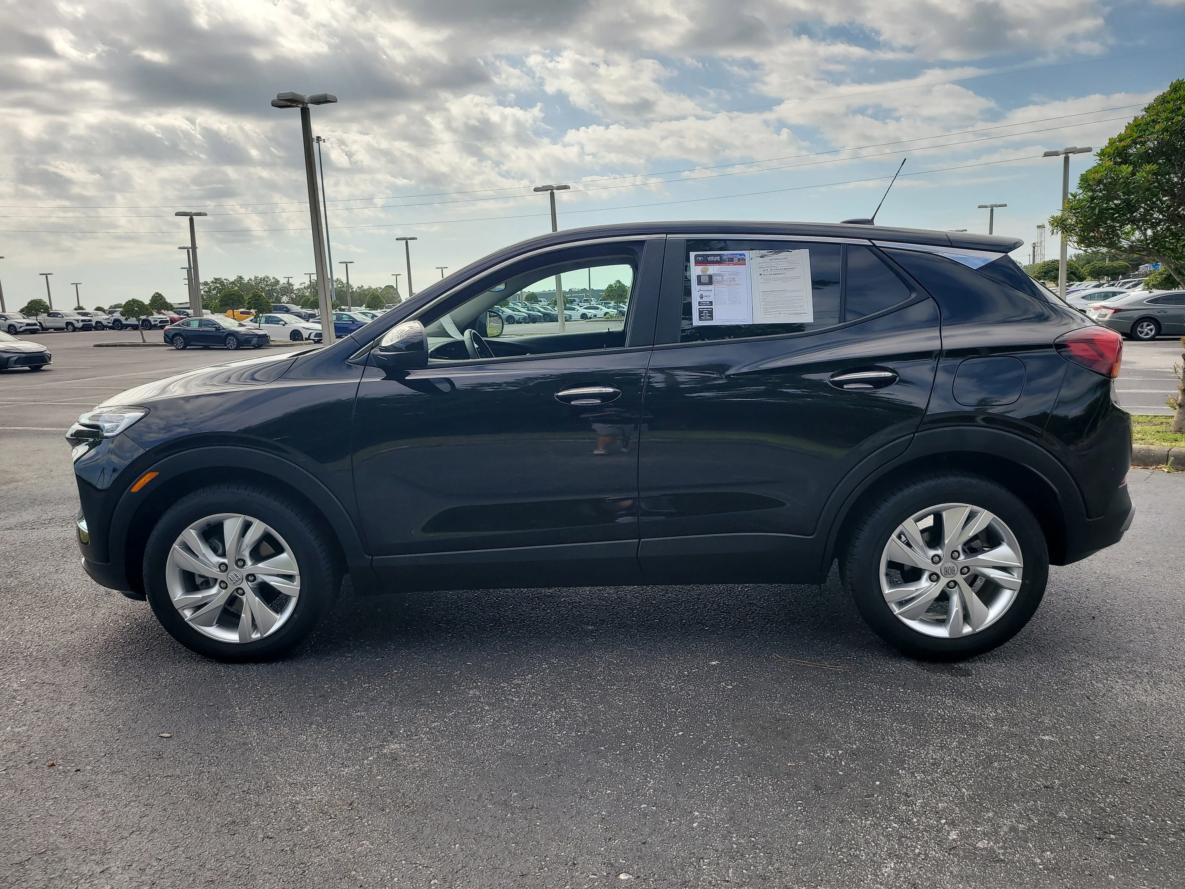 Used 2025 Ebony Twilight Metallic Buick Preferred image 7