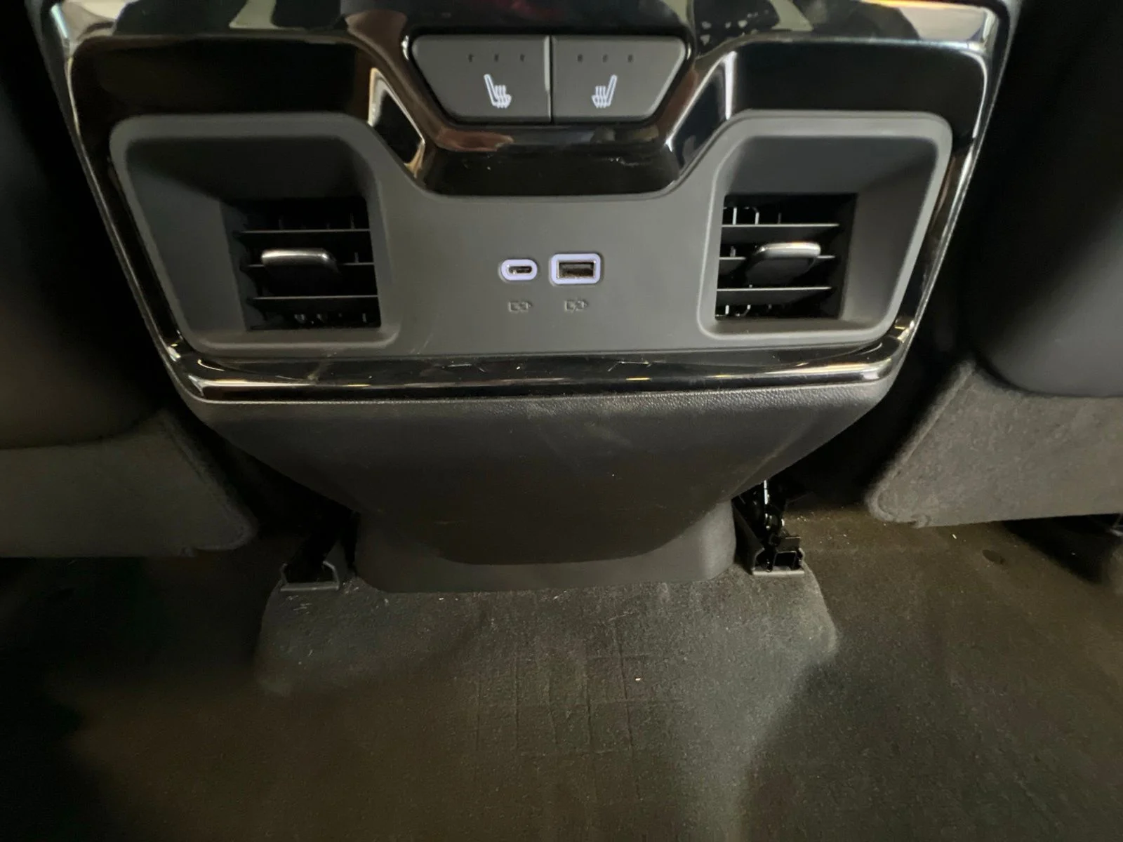 Used 2024 Onyx Black GMC AT4X image 20
