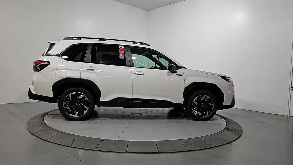 New 2026 CRYSTAL WHITE PEARL Subaru Premium Hybrid image 6
