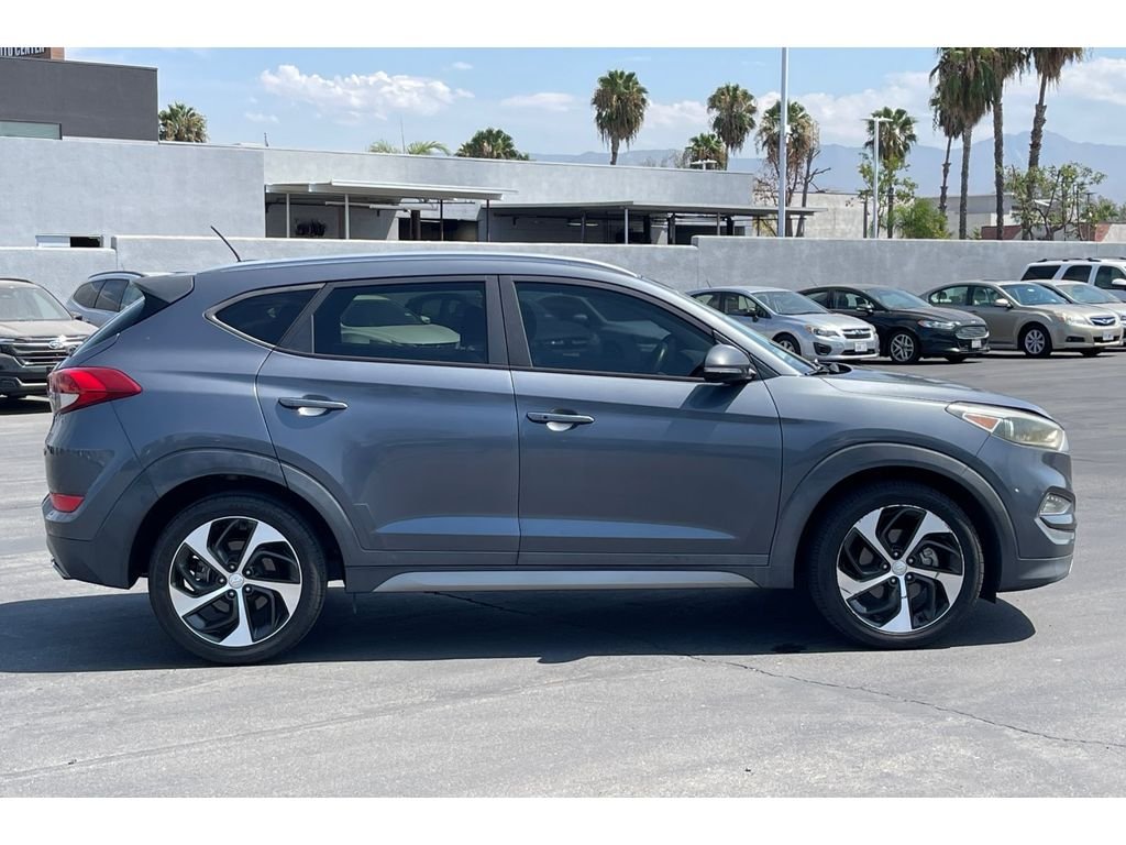 Used 2017 Coliseum Gray Hyundai Sport image 8