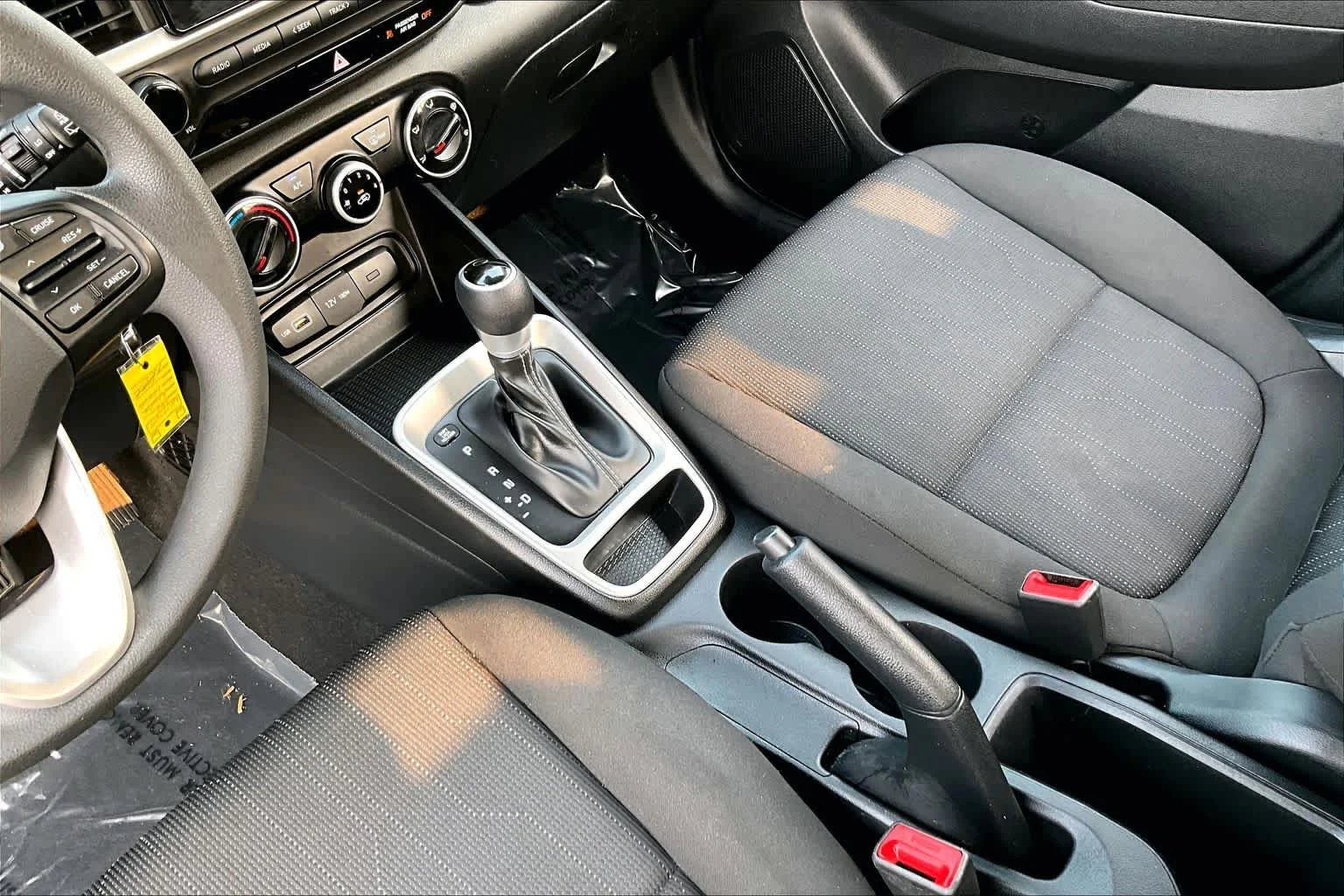 Used 2022 Intense Blue Hyundai SE image 16