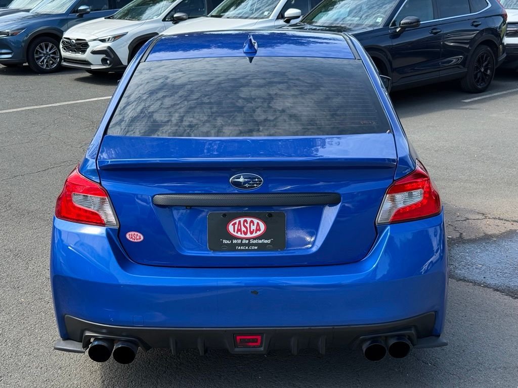 Used 2019 Blue Subaru Base image 8