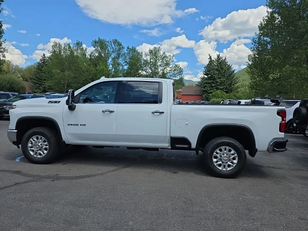 2026 Chevrolet Silverado 3500 HD LTZ - Photo 8