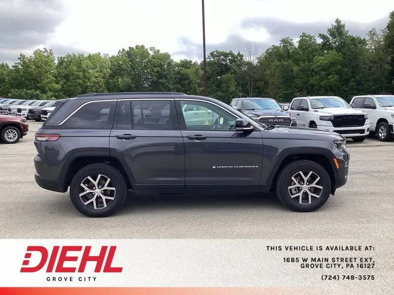 Used 2025 Gray Jeep Limited image 8