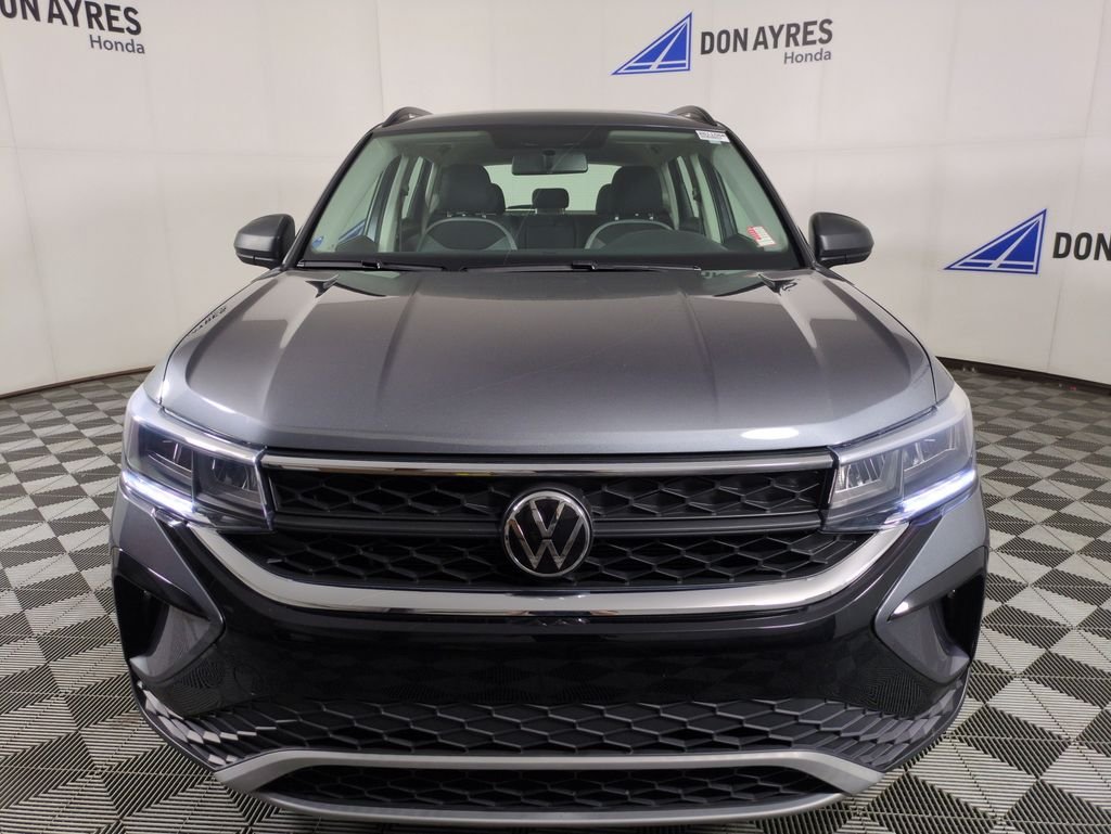 Used 2022 Platinum Gray Metallic Volkswagen 1.5T S image 8