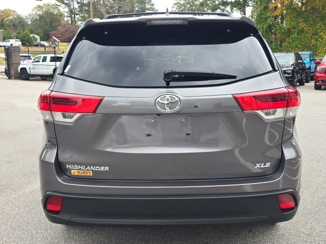2019 Toyota Highlander XLE photo 3
