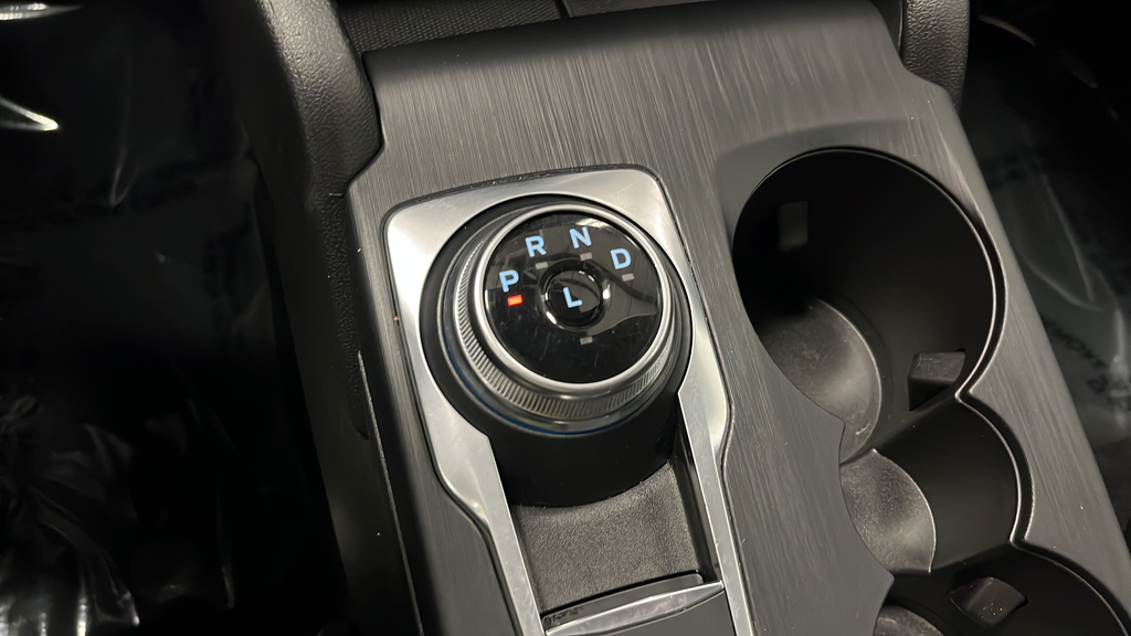 Used 2024 Carbonized Gray Metallic Ford ST-Line image 18