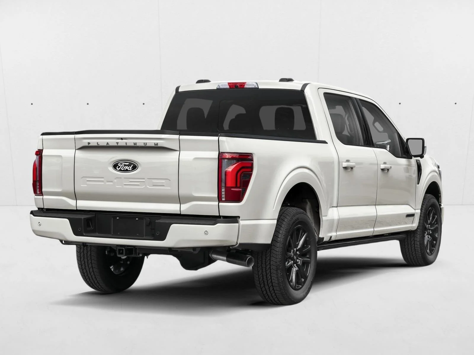 New 2026 Star White Metallic Tri-Coat Ford Platinum image 2