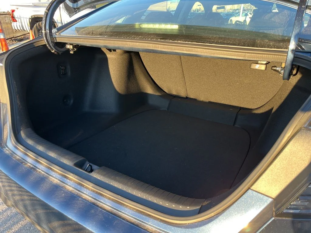 2025 Honda Accord SE - Photo 9