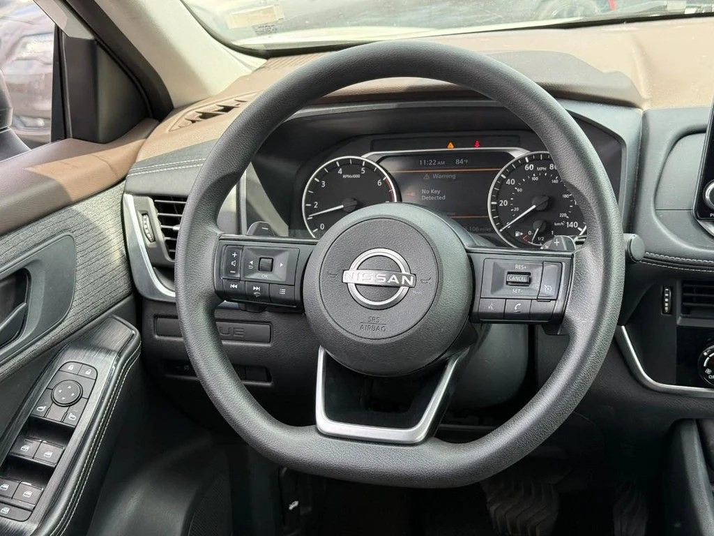 Used 2022 White Nissan S image 13