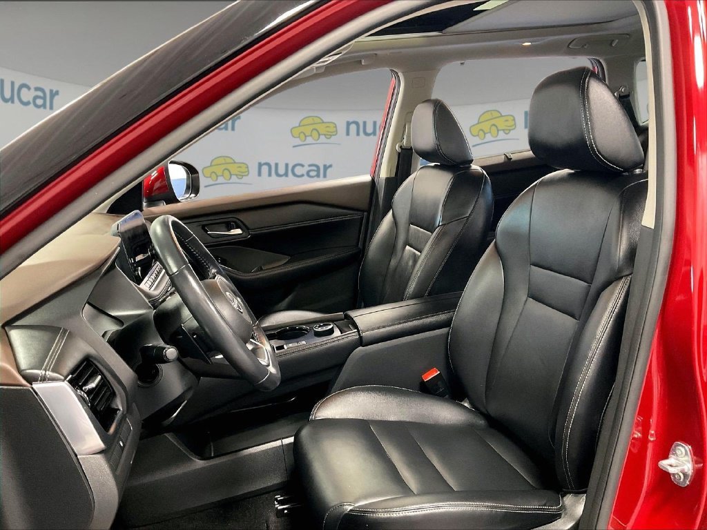 Used 2023 Red Nissan SL image 10