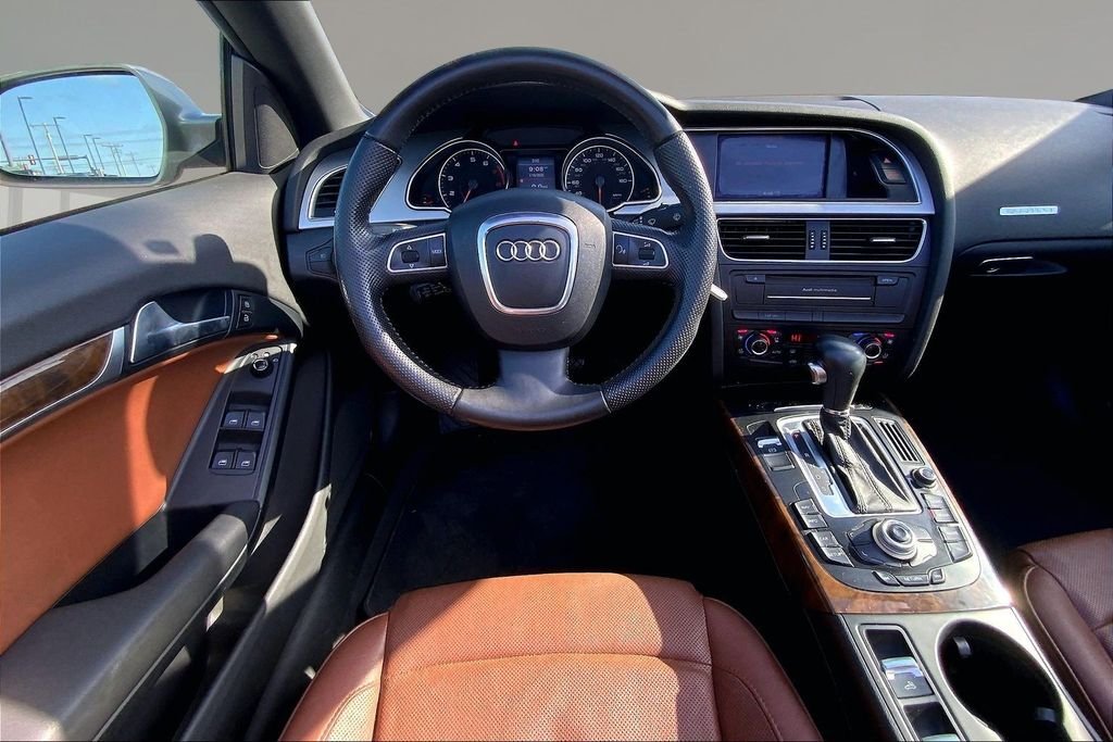 Used 2010 Arum Beige Metallic/Brown Roof Audi 2.0T Premium image 5