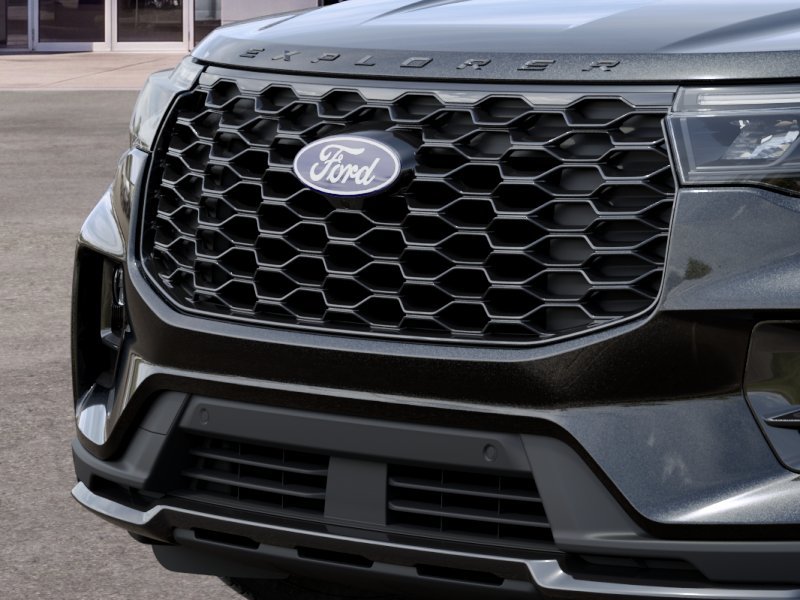 New 2027 Agate Black Metallic Ford ST-Line image 17