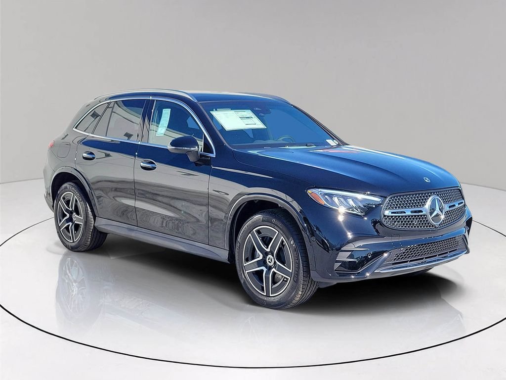 2026 Mercedes-Benz GLC Base