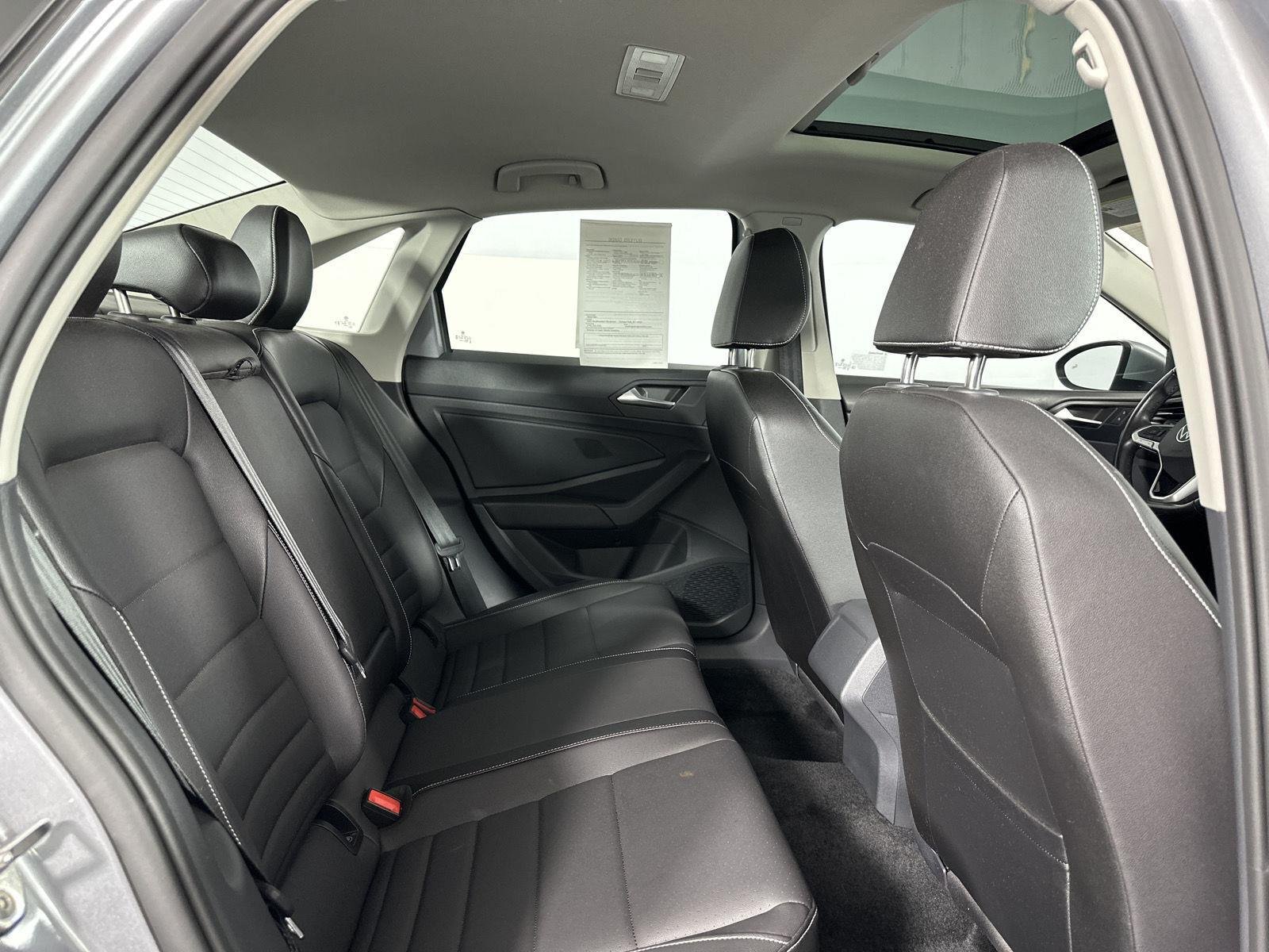 Used 2024 Platinum Gray Metallic Volkswagen SE image 29