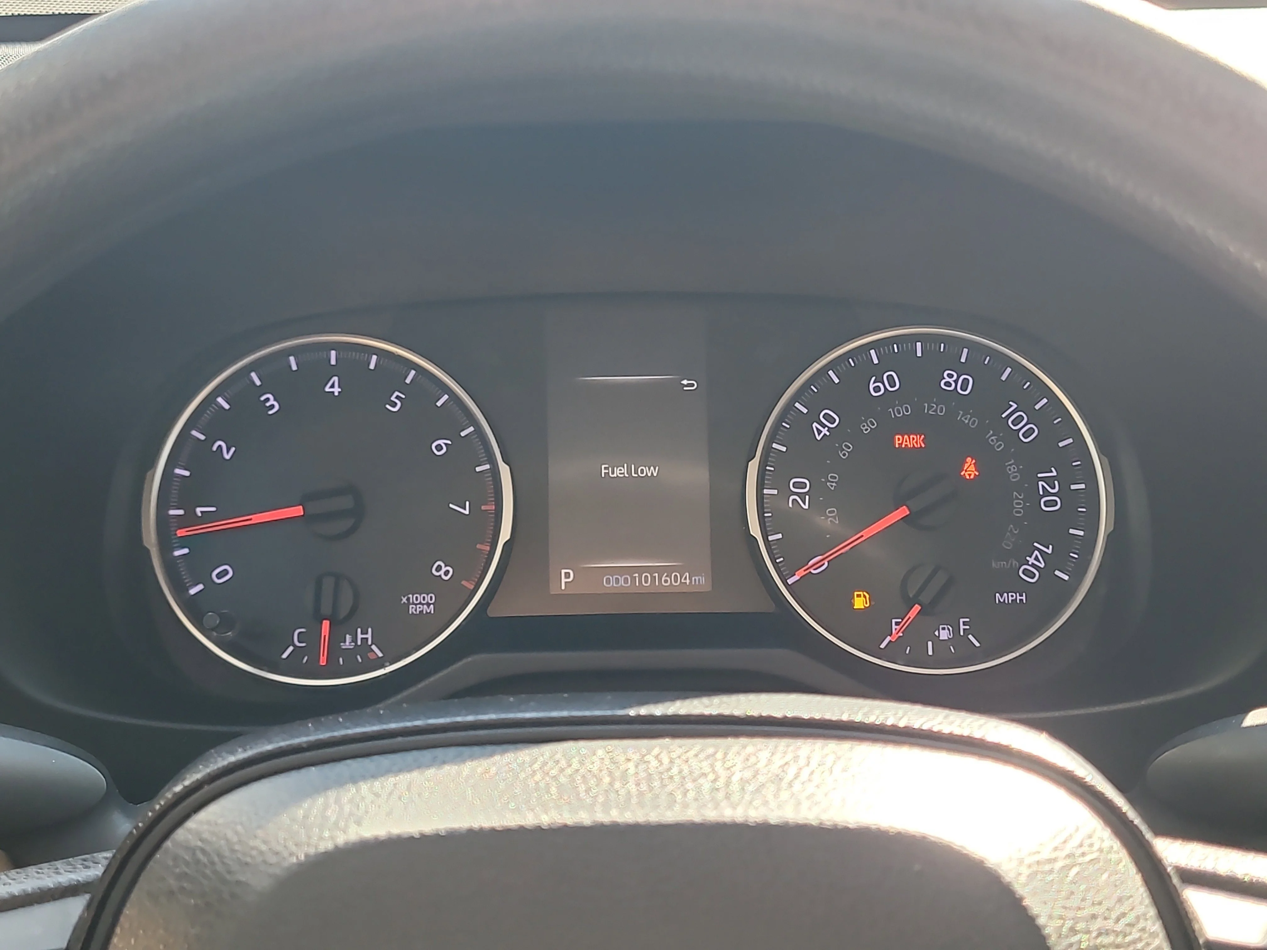Used 2020 Pearl Toyota LE image 31