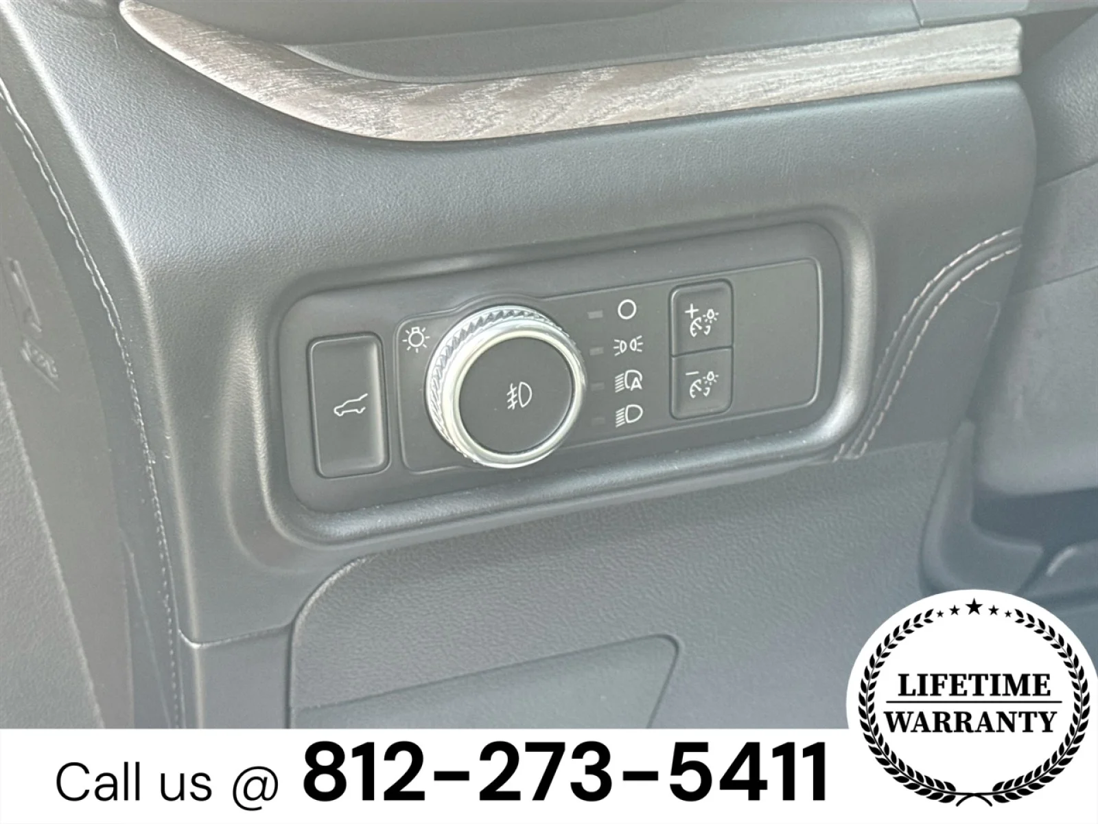 Used 2022 Gray Ford Platinum image 10