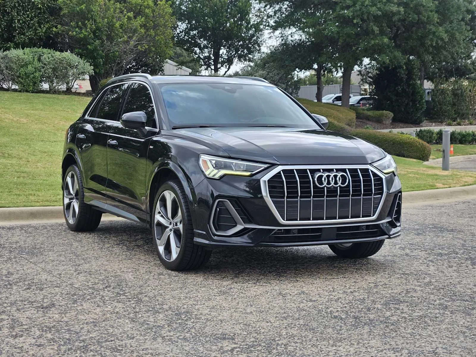 Used 2021 Mythos Black Metallic Audi S line Premium Plus image 2