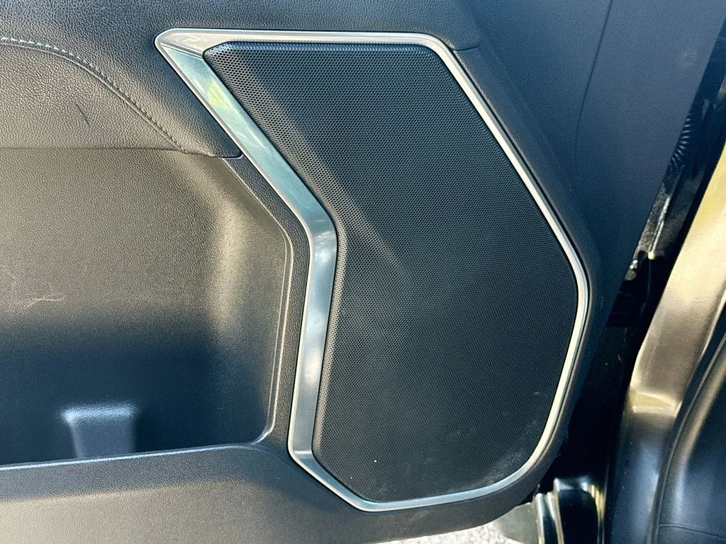 Used 2022 Black Chevrolet LT image 20