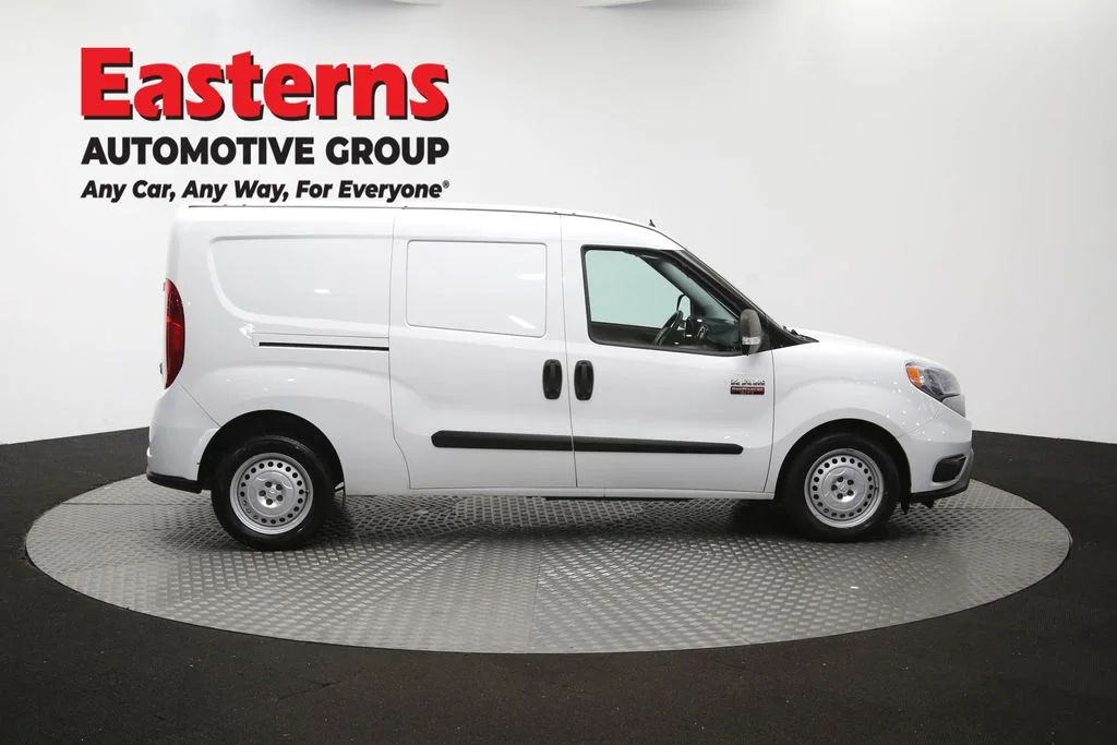 Used 2022 White Ram Base image 45