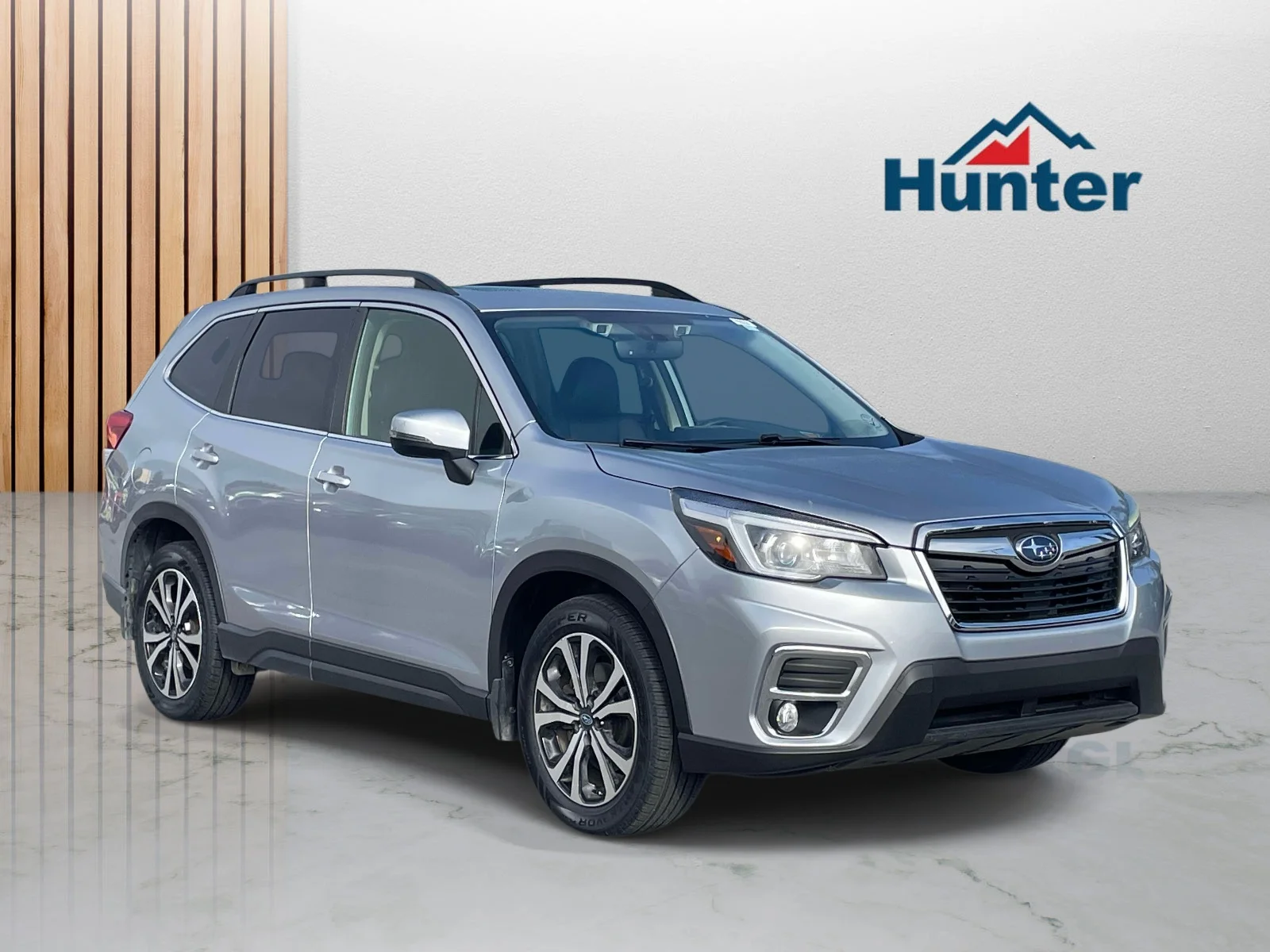 Used 2020 Ice Silver Metallic Subaru Limited image 1