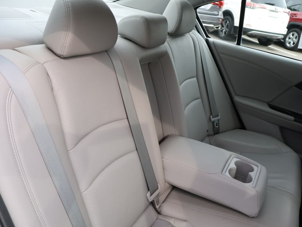 Used 2013  Honda EX-L image 12