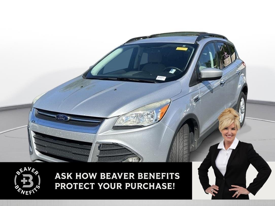 Used 2014 Ingot Silver Metallic Ford SE image 1