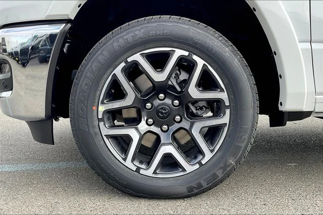 2026 RAM 1500 Laramie - Photo 11
