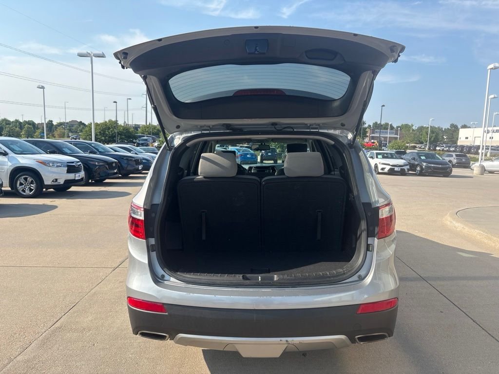 Used 2016 Iron Frost Hyundai SE image 37