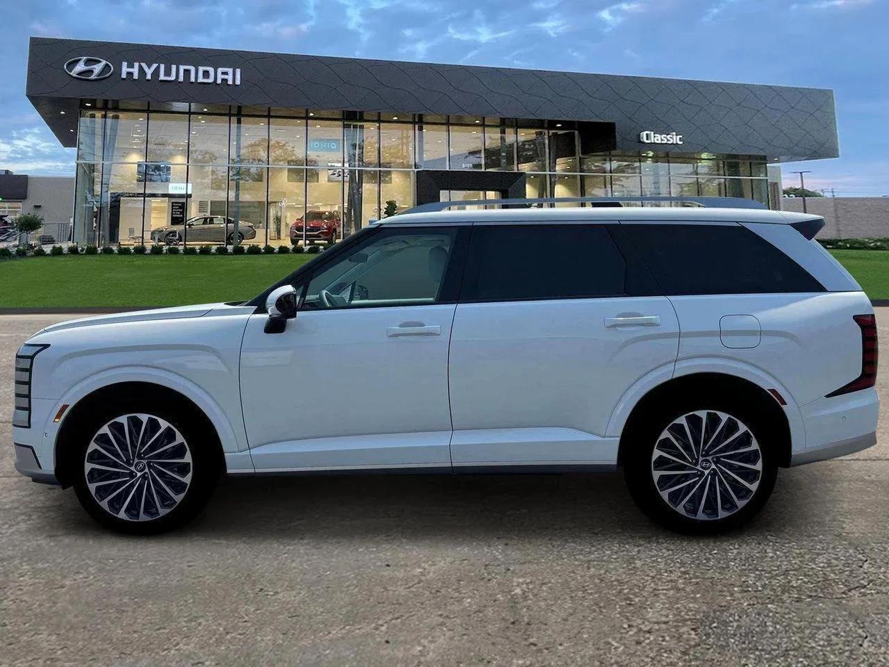 New 2026 Creamy White Pearl Hyundai Calligraphy image 3