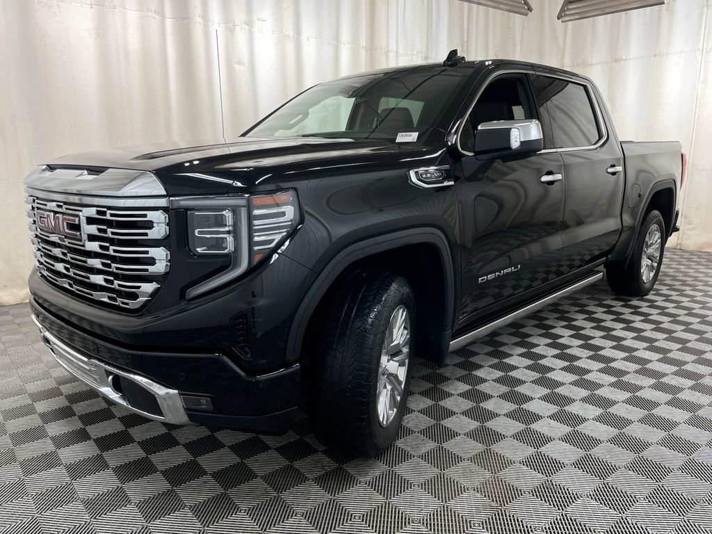 Used 2022 Onyx Black GMC Denali image 22
