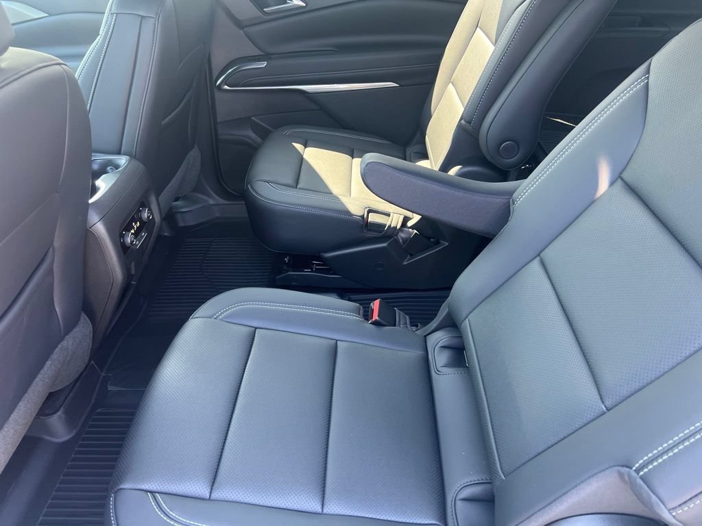 2026 Chevrolet Traverse LT - Photo 10