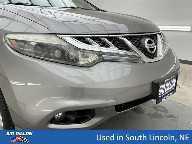Used 2012 Platinum Graphite Metallic Nissan LE image 25