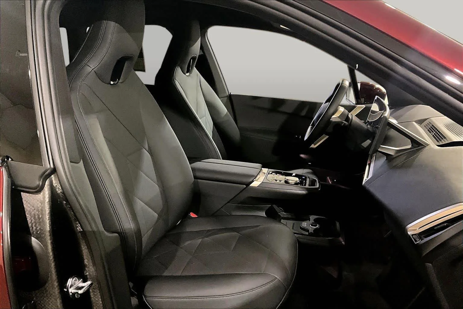 Used 2024 Aventurin Red Metallic BMW xDrive50 image 7