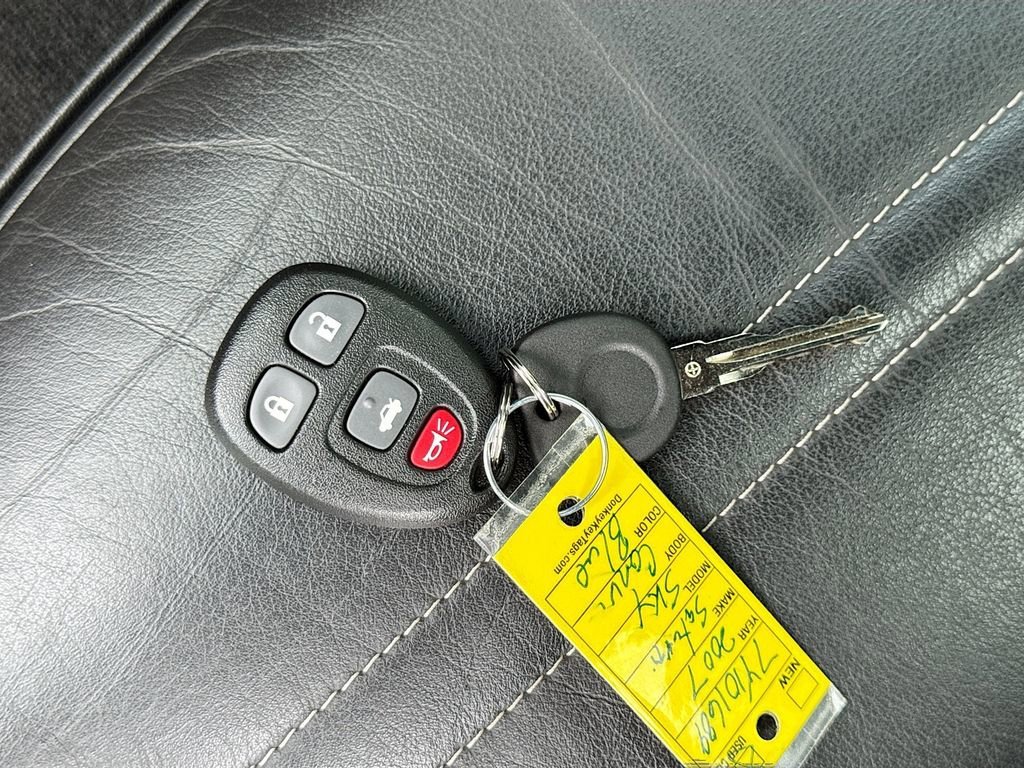 Used 2007 Midnight Blue Saturn Base image 34