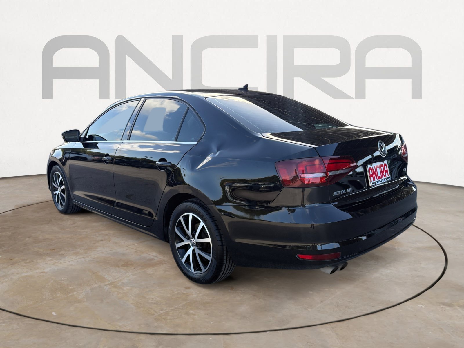Used 2017 Black Volkswagen 1.4T SE image 9
